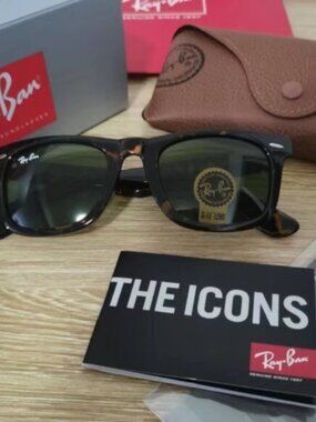 Ray-Ban Wayfarer Havana Tortoiseshell RB2140 54mm